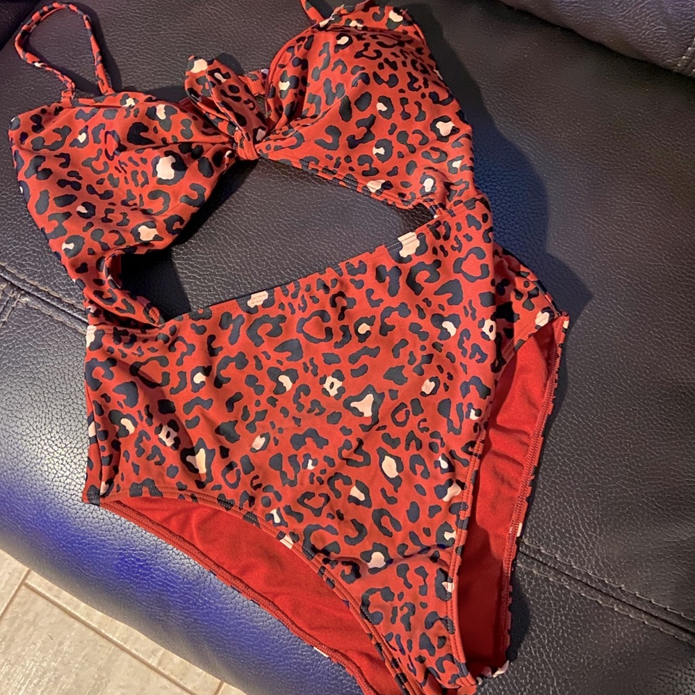 Hollister swimsuit